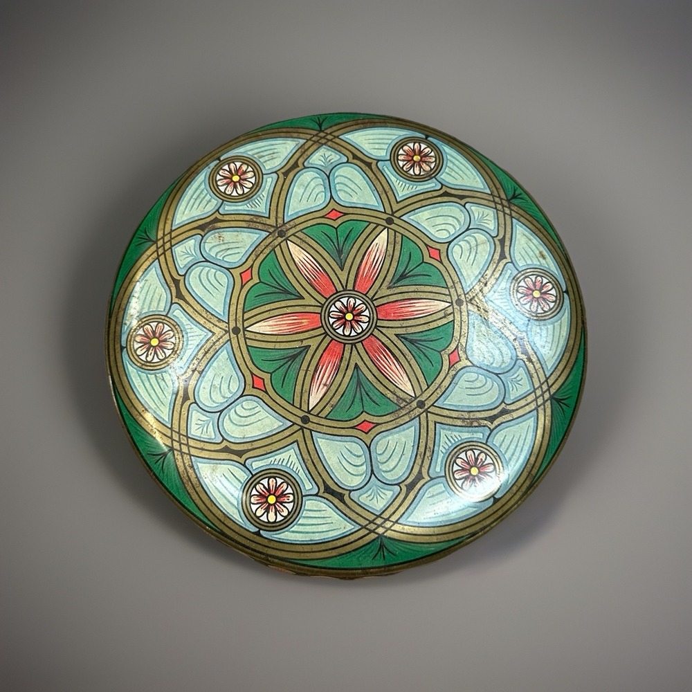 Vintage CHC Tin Box Made in Taiwan – Floral‎ Mandala Design – 5" Round Metal